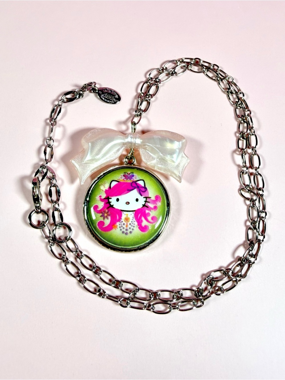 Tarina Tarantino Hello Kitty Butterfly Princess Mod Bow Pendant